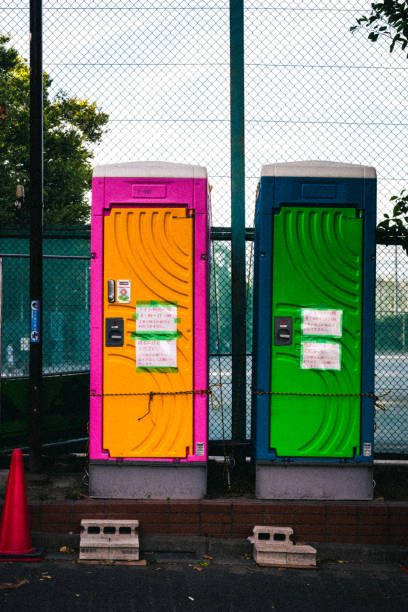 Professional porta potty rental in Jones Valley, CA